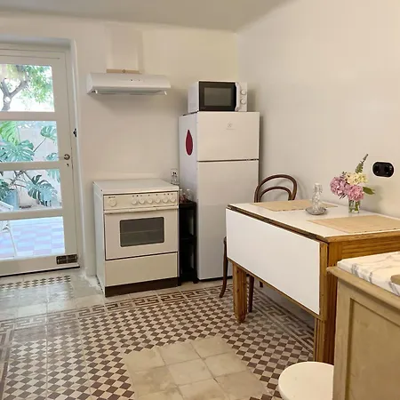 Casa Mushidora: Art Retro Chic Luxury *